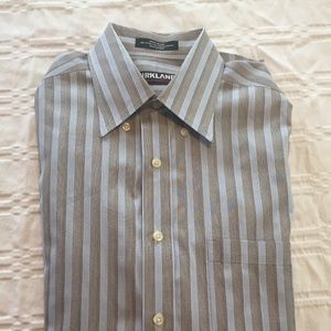 Kirkland Signature Men's long sleeve shirt